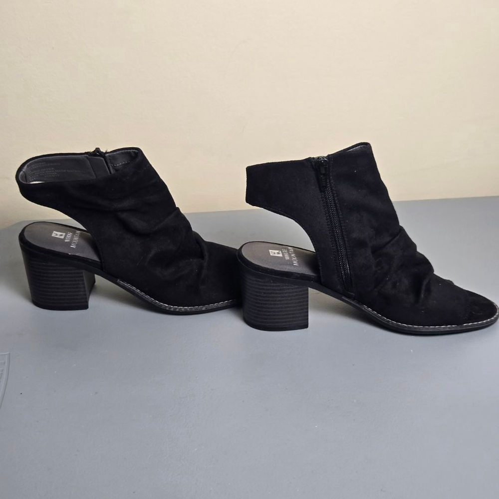 Women's White Mountain Black Suede Peep Toe Ankle Boots Size 7 - Picture 3 of 10